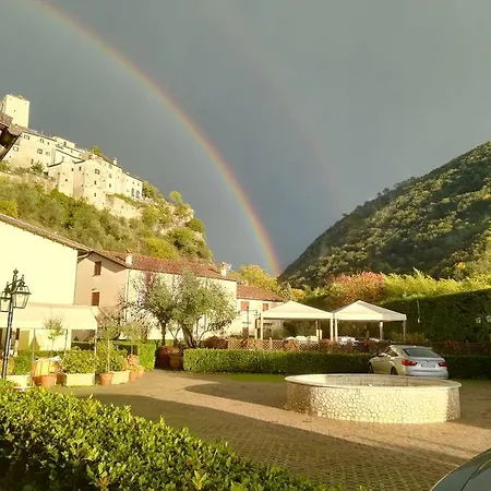 Aparthotel Case Vacanza Fiocchi Arrone