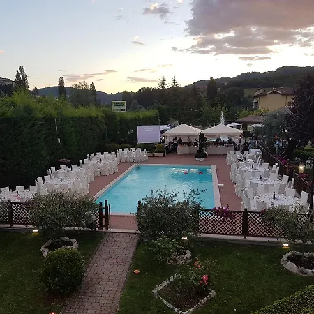 Fiocchi Aparthotel 3*